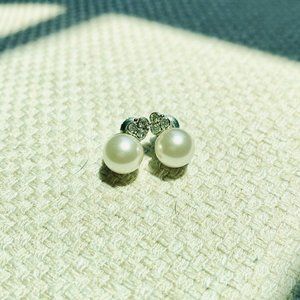 ASO Meghan Markle Princess Diana Pearl Earrings